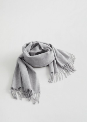 Sal & Other Stories Fringed Vlna Blanket Damske Svetlo Siva | SK-SA8436091