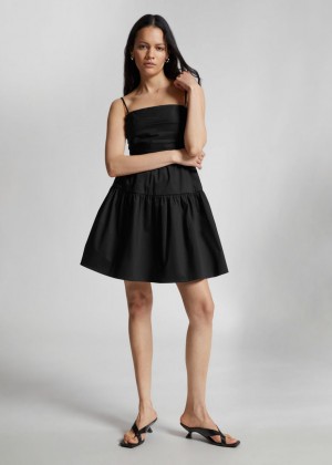 Saty & Other Stories Babydoll Plisované Bodice Damske Čierne | SK-DH7512460