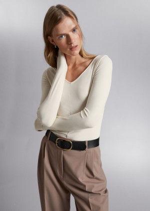 Topy & Other Stories Slim V-Neck Damske Krém | SK-XR0216593